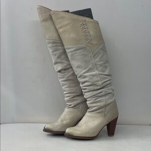 Zodiac true vintage Elegant Cream Knee-High Women's Boots size 7 m